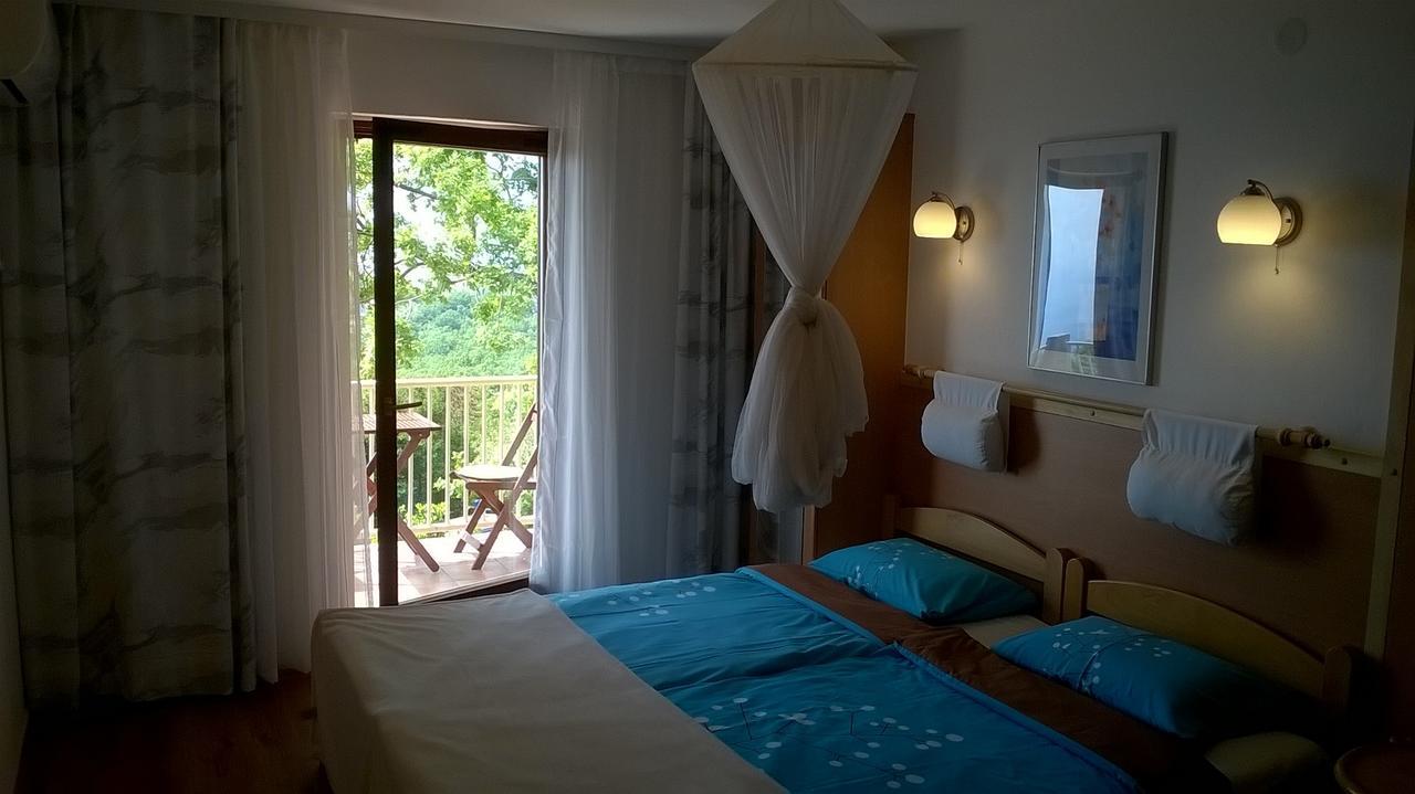Studios Peric Sveti Stefan Dış mekan fotoğraf